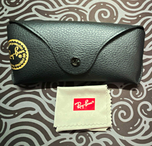Ray ban black clamshell hard - clamshell,